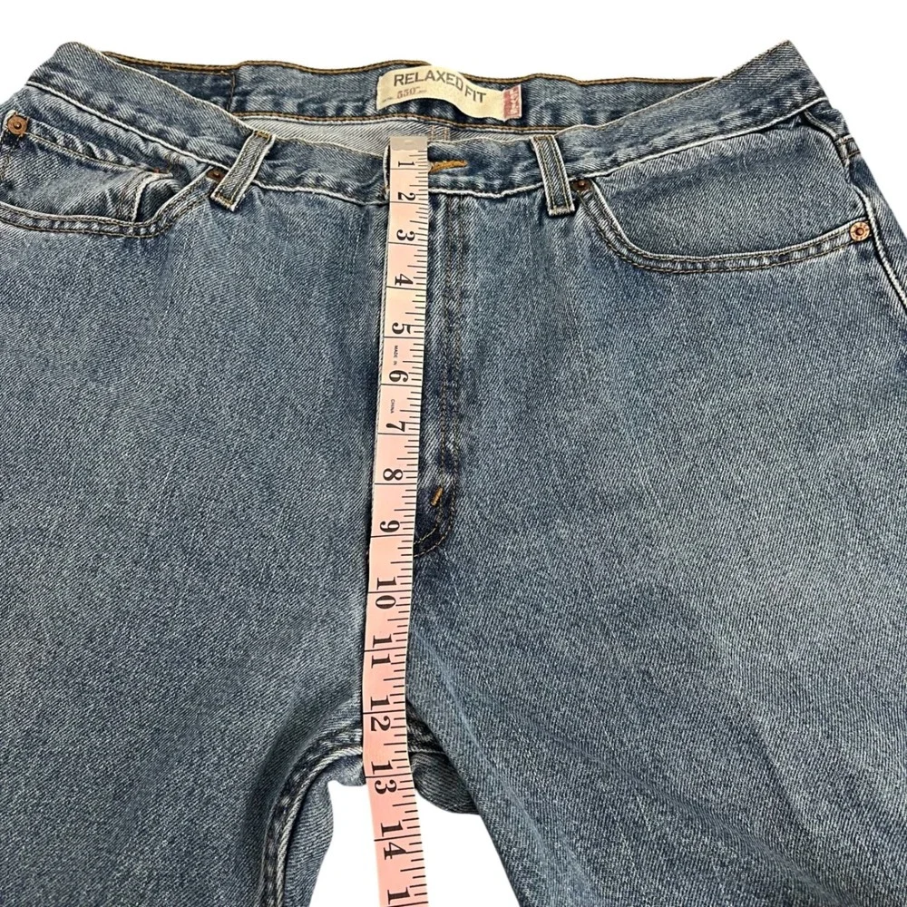 Levis 550 Relaxed Fit Tapered Leg Jeans Mens 36x30 Actual 36x29 Medium Wash Blue
